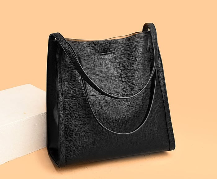 Maeve | Handmade elegant leather shoulder bag