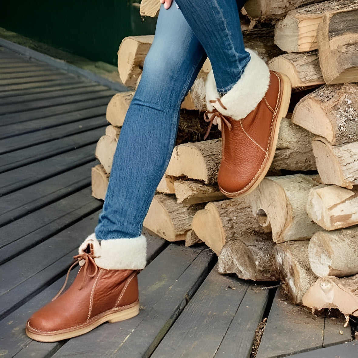 Alana | Waterproof boot with wool lining