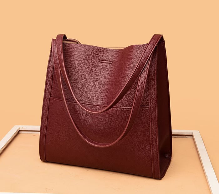Maeve | Handmade elegant leather shoulder bag