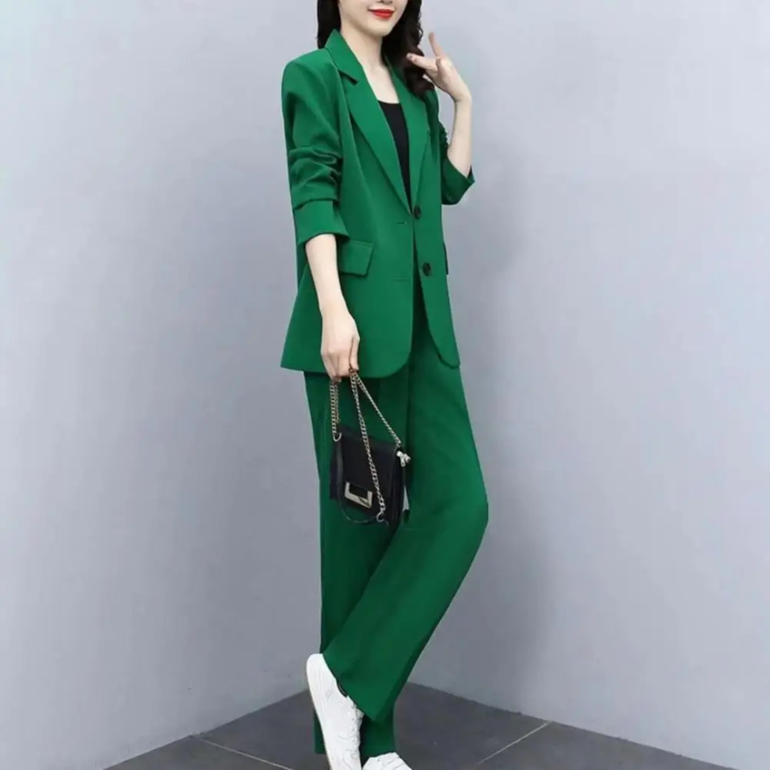 Paige | Elegant Woman's Suit
