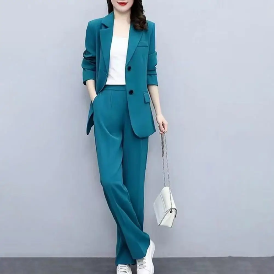 Paige | Elegant Woman's Suit