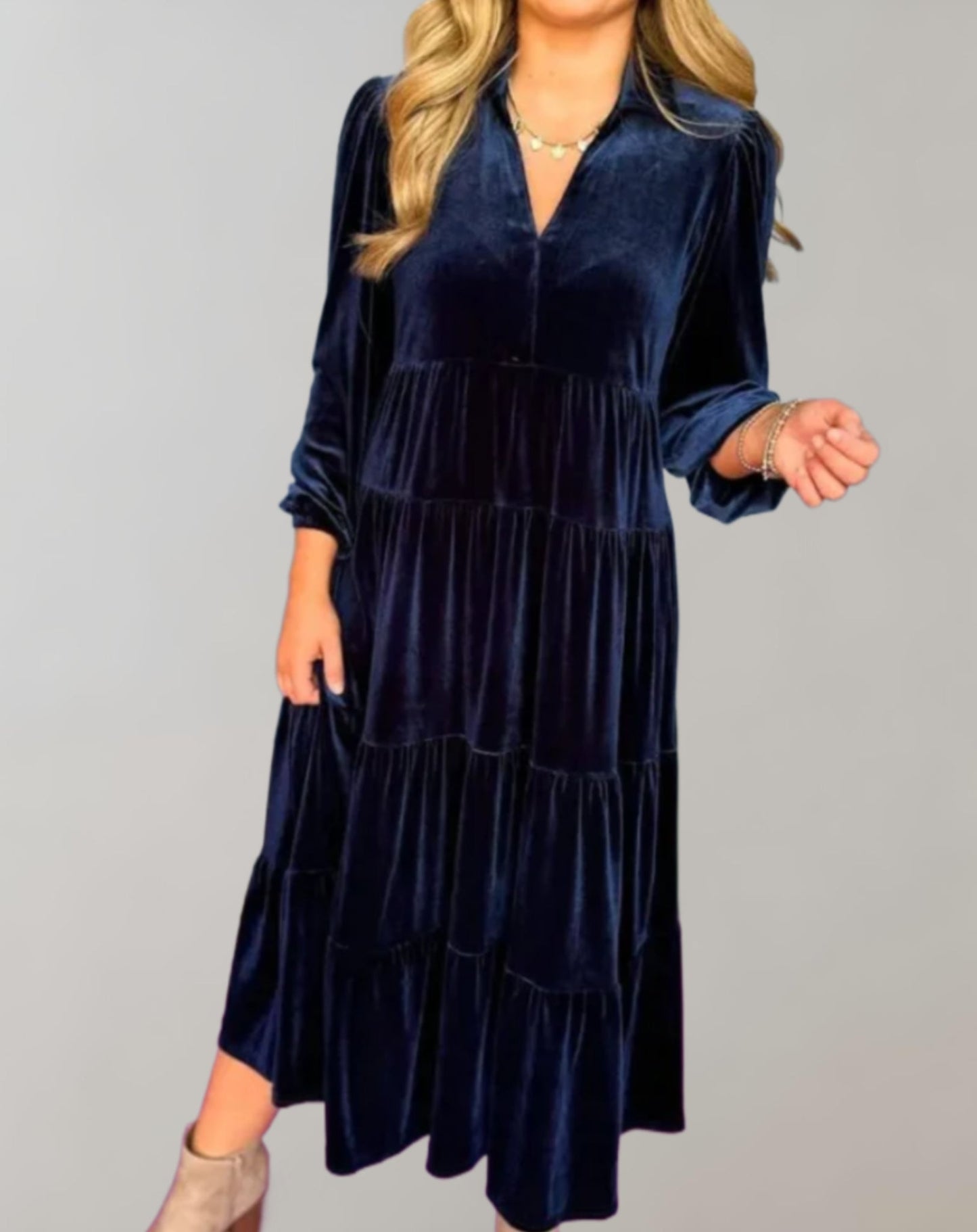 Jasmine | Loose-fitting velvet dress