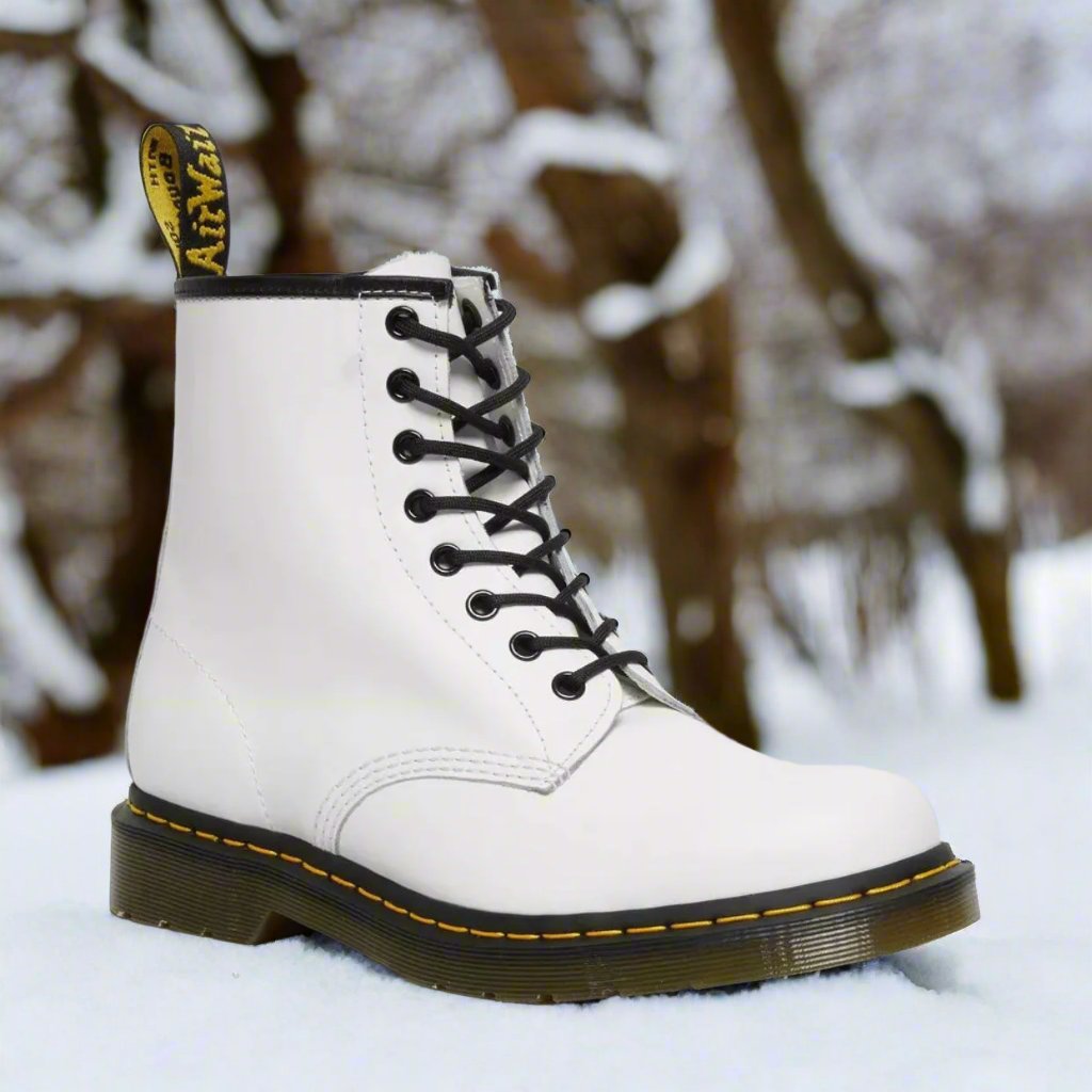 Chelsea | Elegant lace-up boots