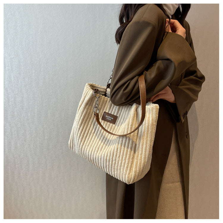 Michelle | Luxury bag with shoulder strap