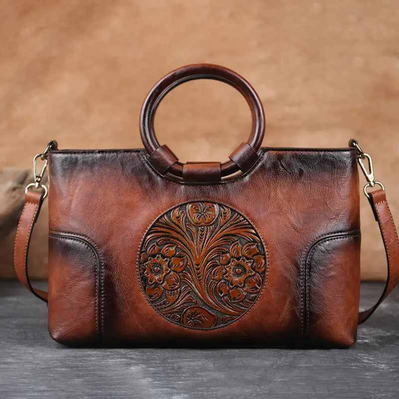 Mary | Leather handbag with vintage relief