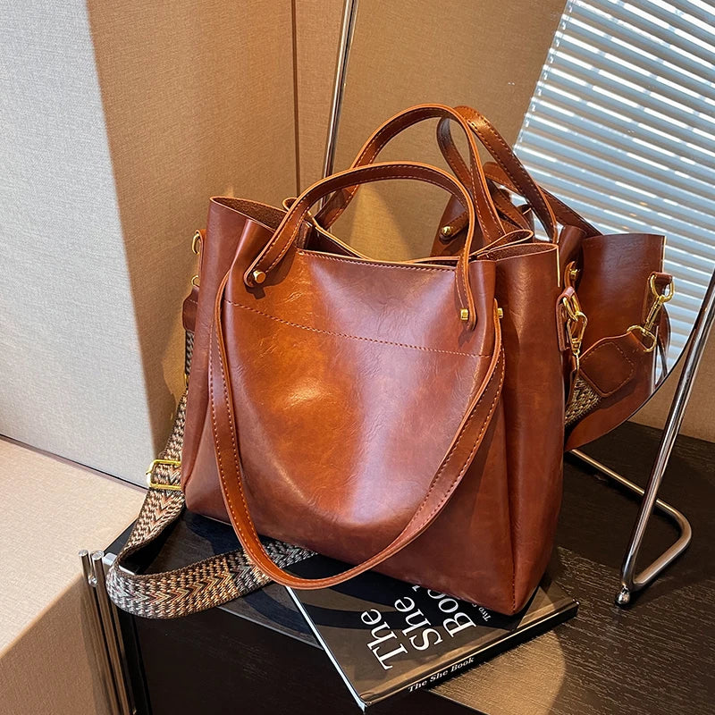 Maria | Elegant leather bag with two straps