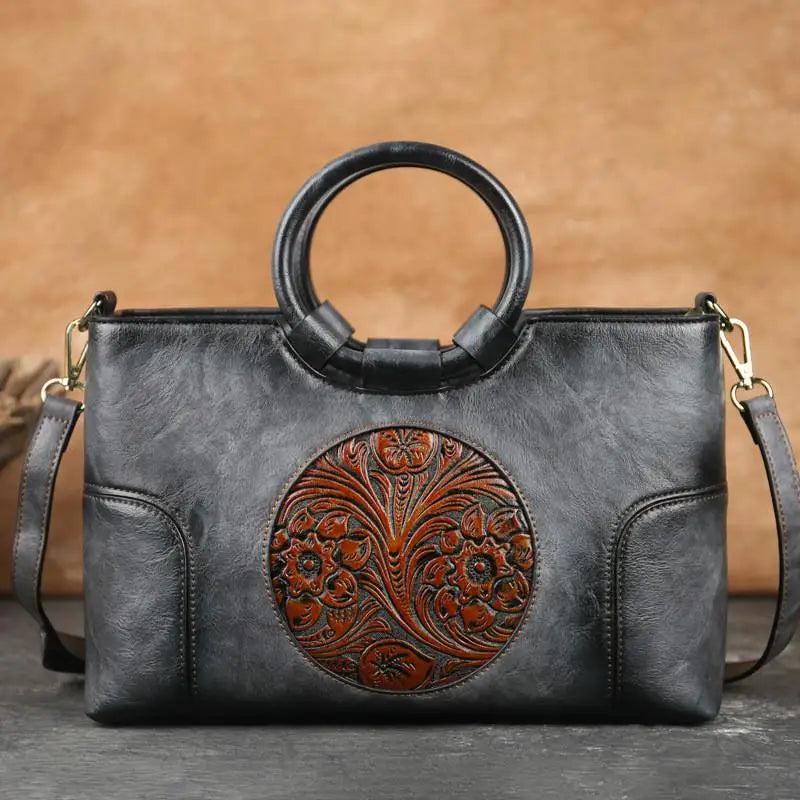 Mary | Leather handbag with vintage relief