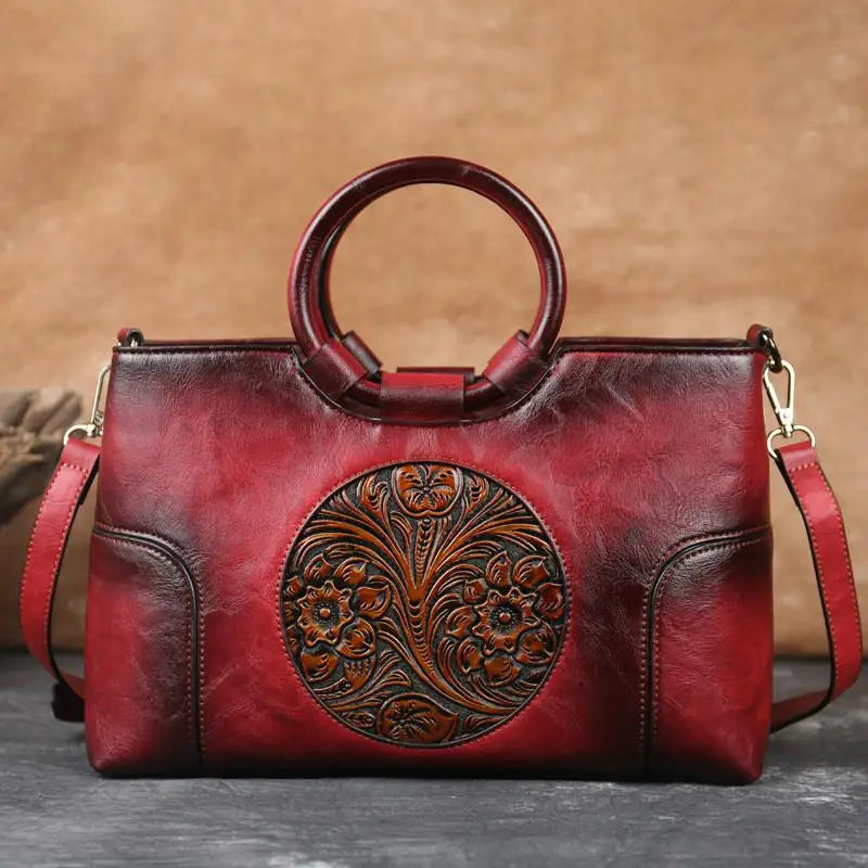 Mary | Leather handbag with vintage relief
