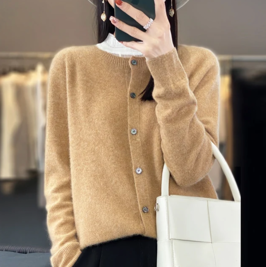 Sabrina | Cosy wool cardigan