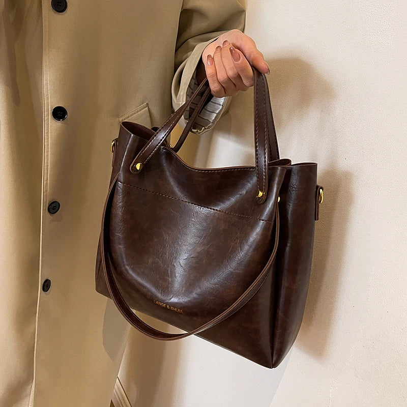 Maria | Elegant leather bag with two straps