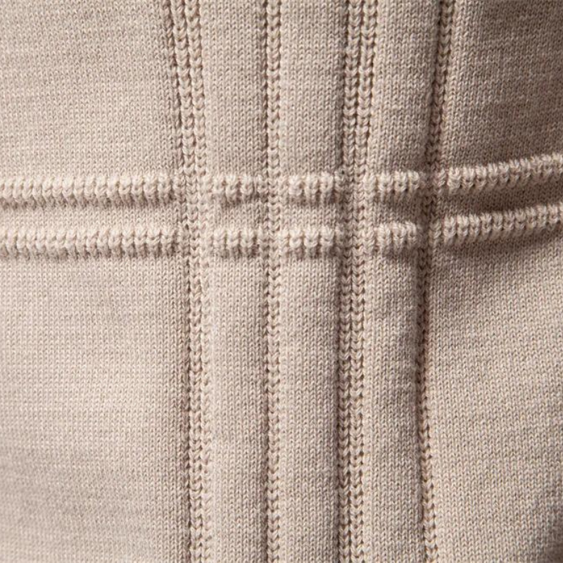 Finley | Timeless sweater with pattern