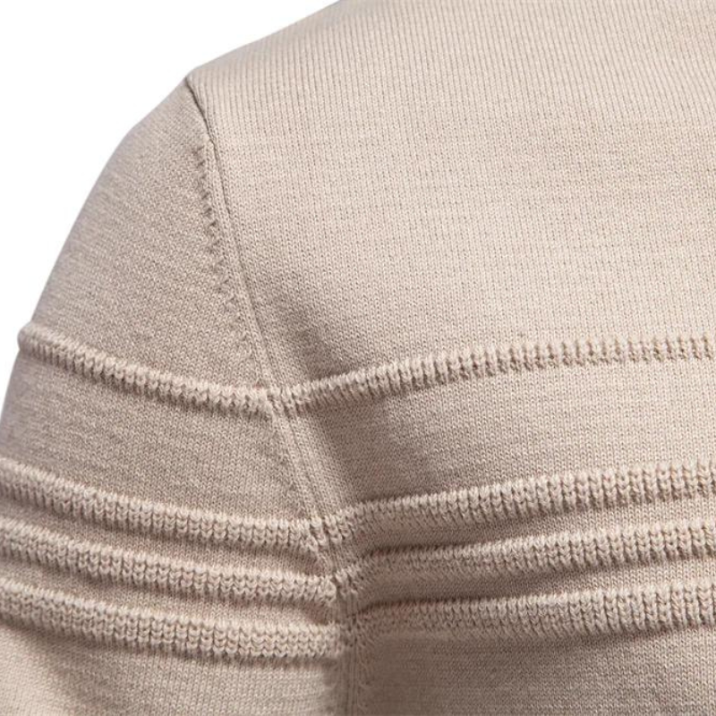Finley | Timeless sweater with pattern