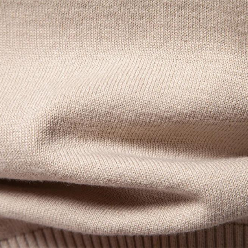 Finley | Timeless sweater with pattern