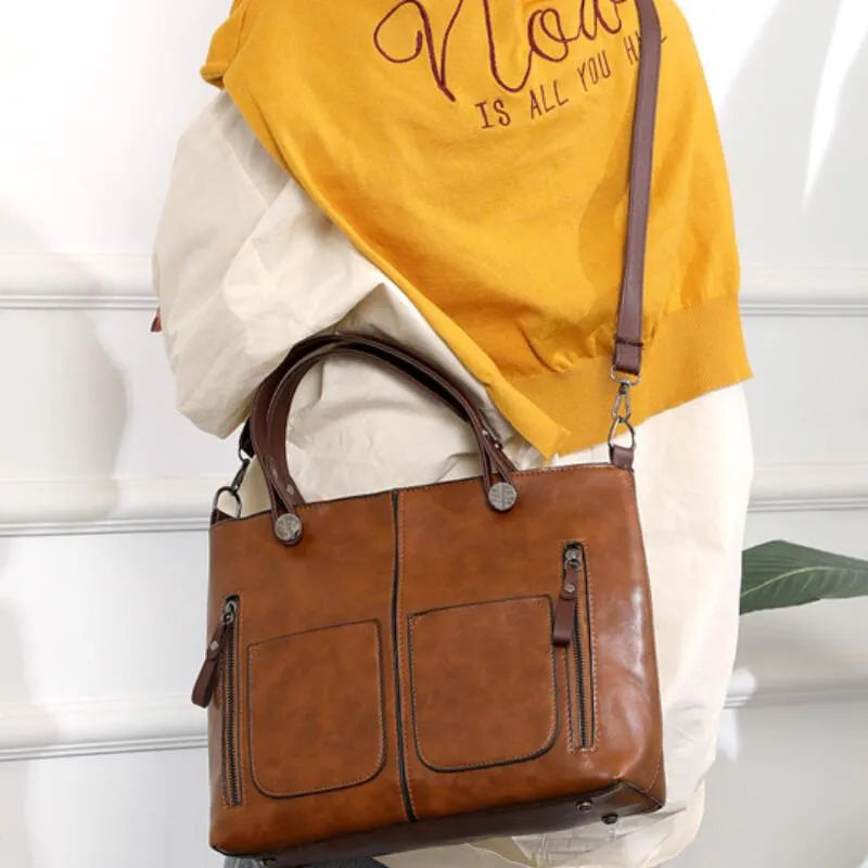 Laura | Leather shoulder bag