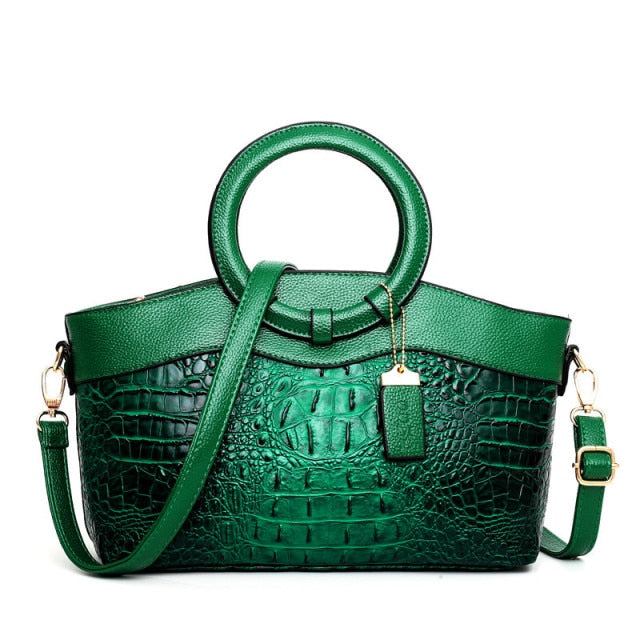 Kayleigh | Stylish leather bag with handmade details