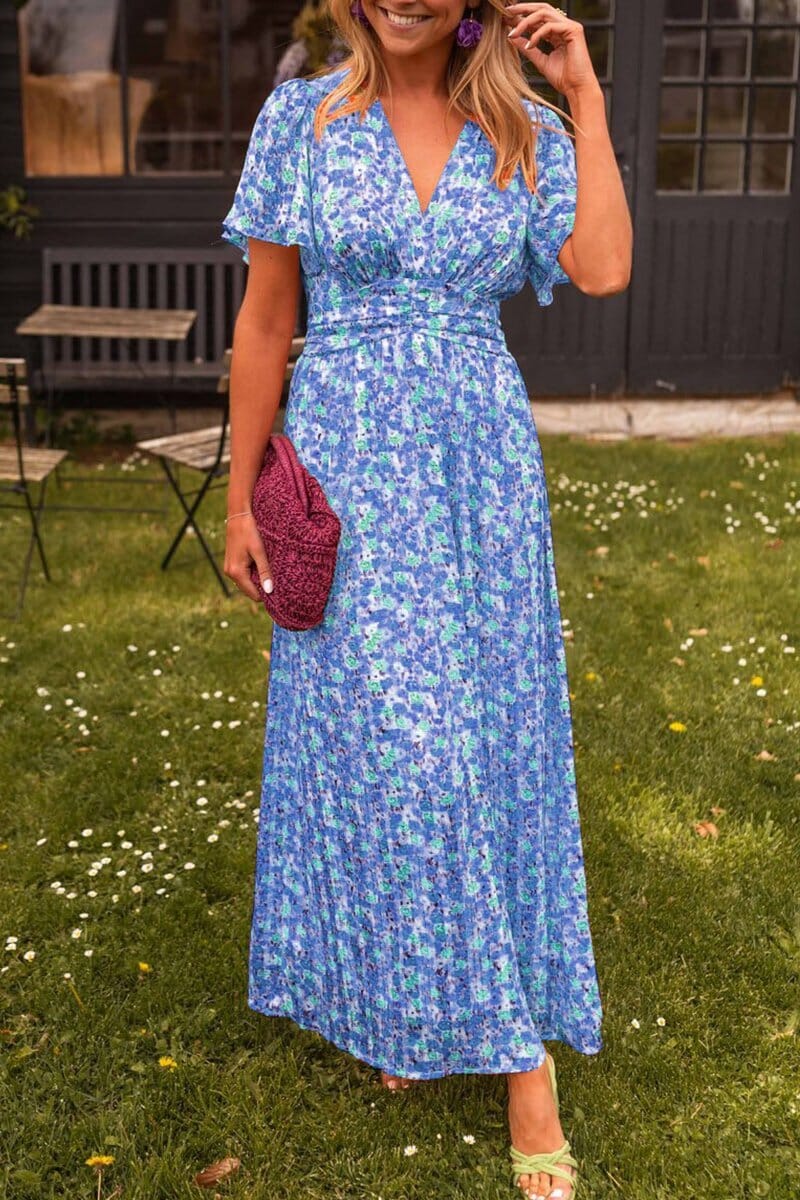 Joanie | Elegant maxi dress with V-neck