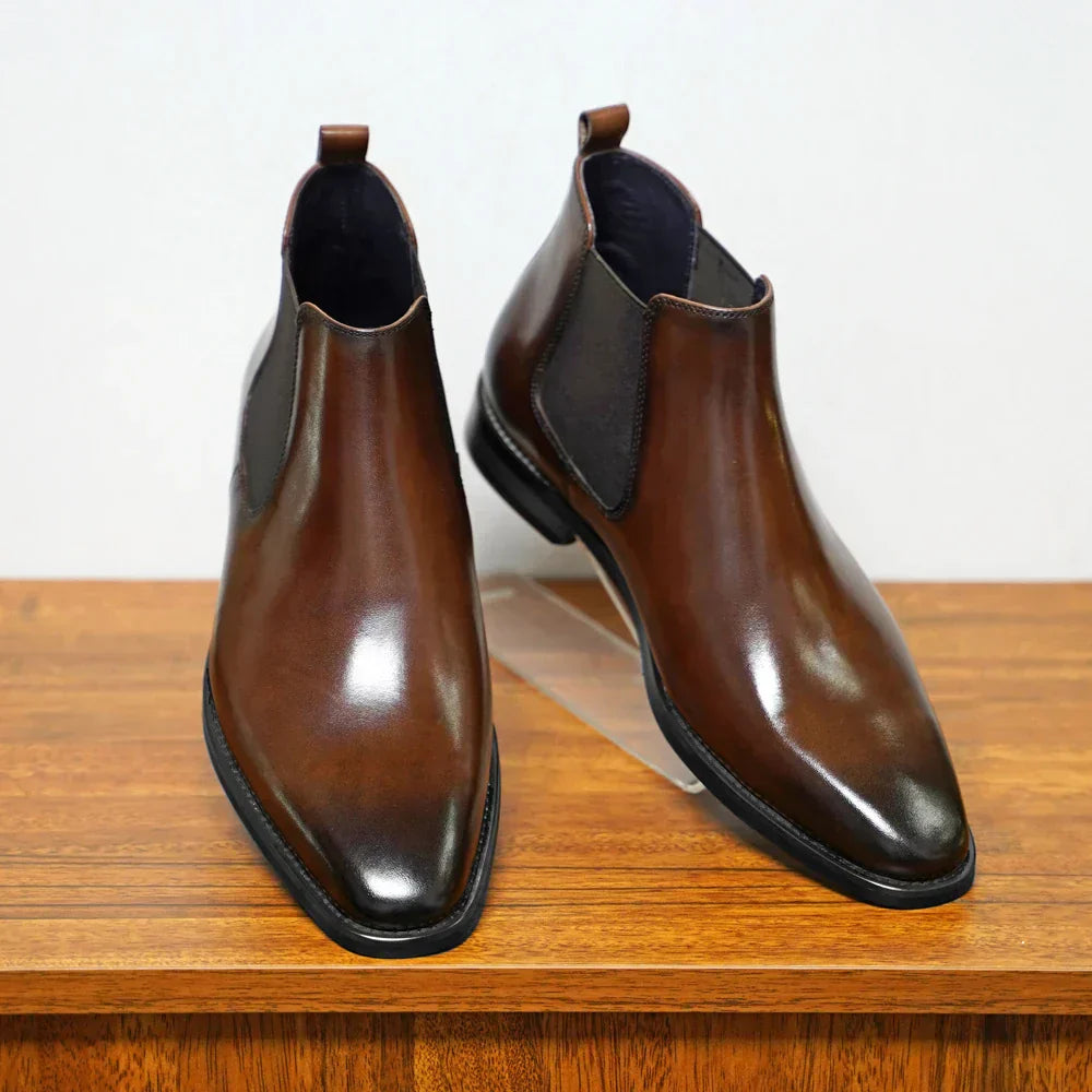 Oliver | Sophisticated Leather Chelsea Boots