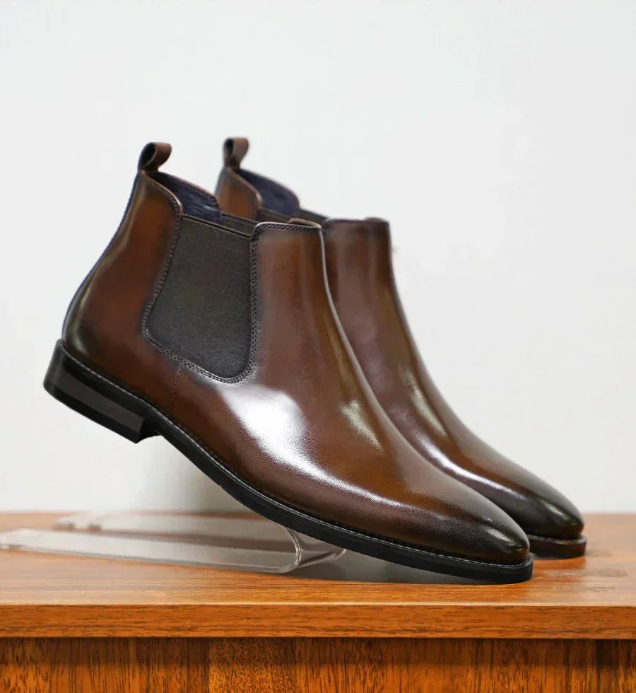 Oliver | Sophisticated Leather Chelsea Boots