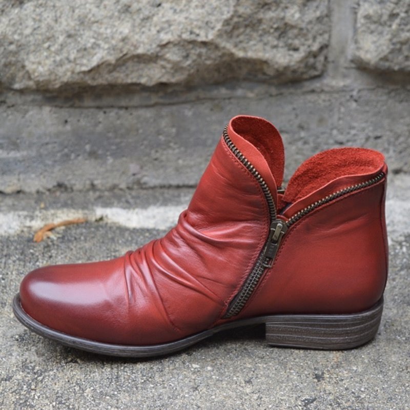 Zoe | Orthopaedic leather boots with zip closure