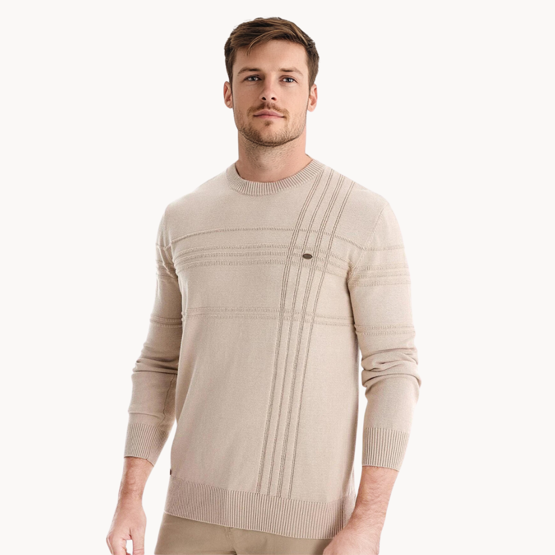 Finley | Timeless sweater with pattern