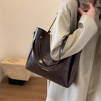 Maria | Elegant leather bag with two straps