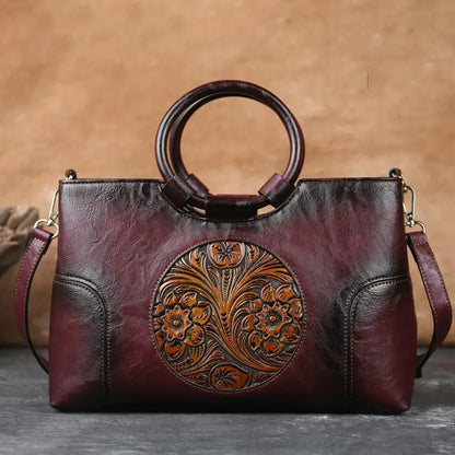 Mary | Leather handbag with vintage relief