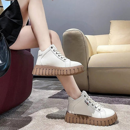 Barbara | Tough and comfortable boots